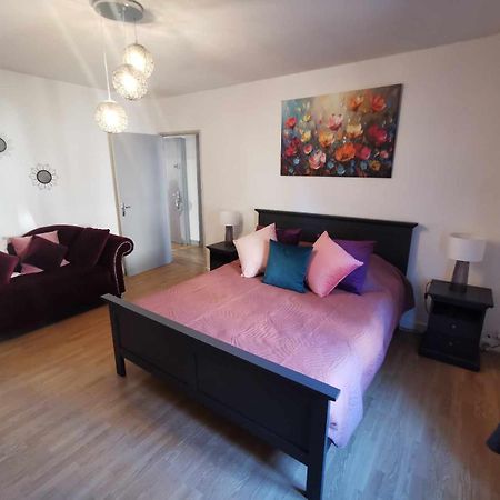 Bel Appartement De 1 A 7 Personnes Ambert Exteriér fotografie