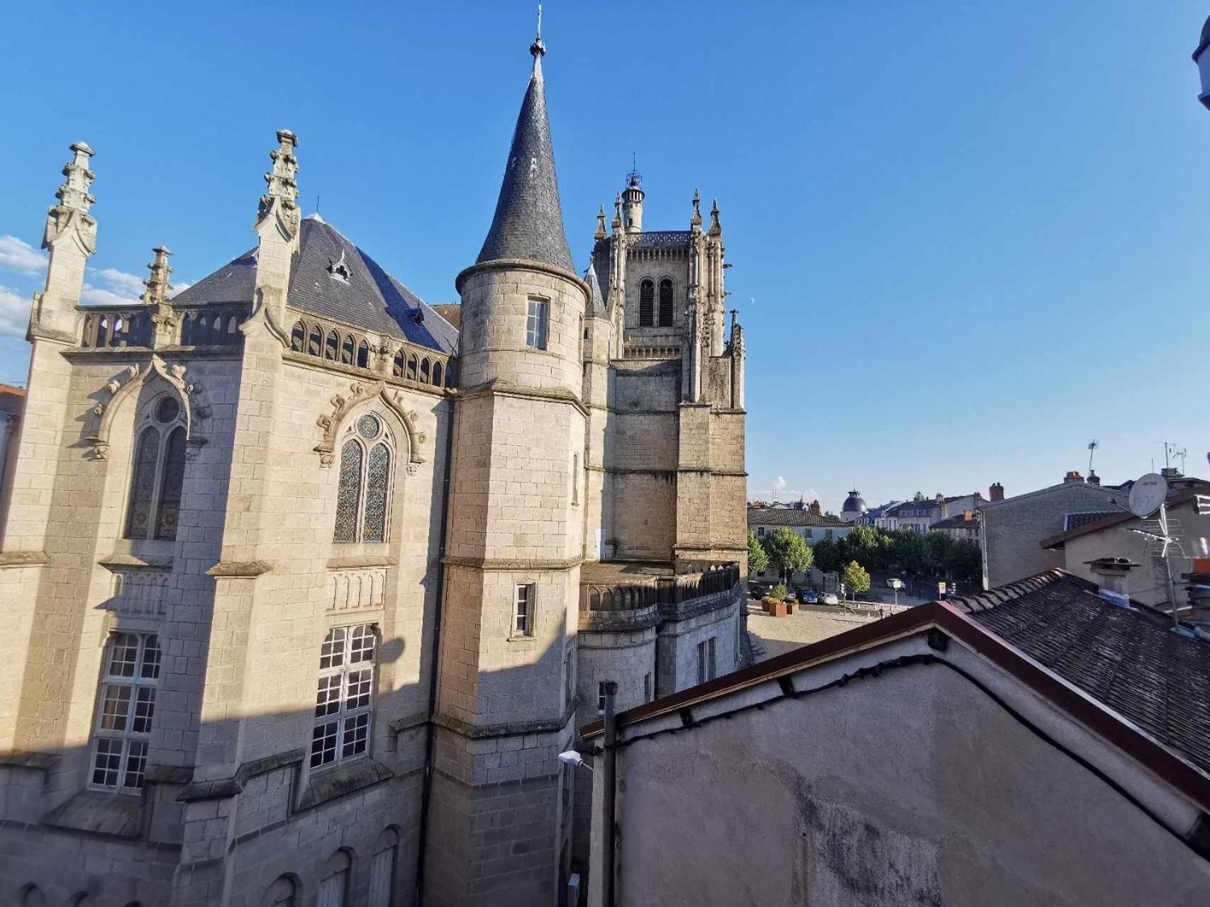 Bel Appartement De 1 A 7 Personnes Ambert Exteriér fotografie
